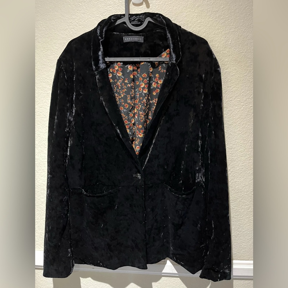 Sanctuary Black Crushed Velvet Blazer with Floral Liner - Picture 3 of 11
